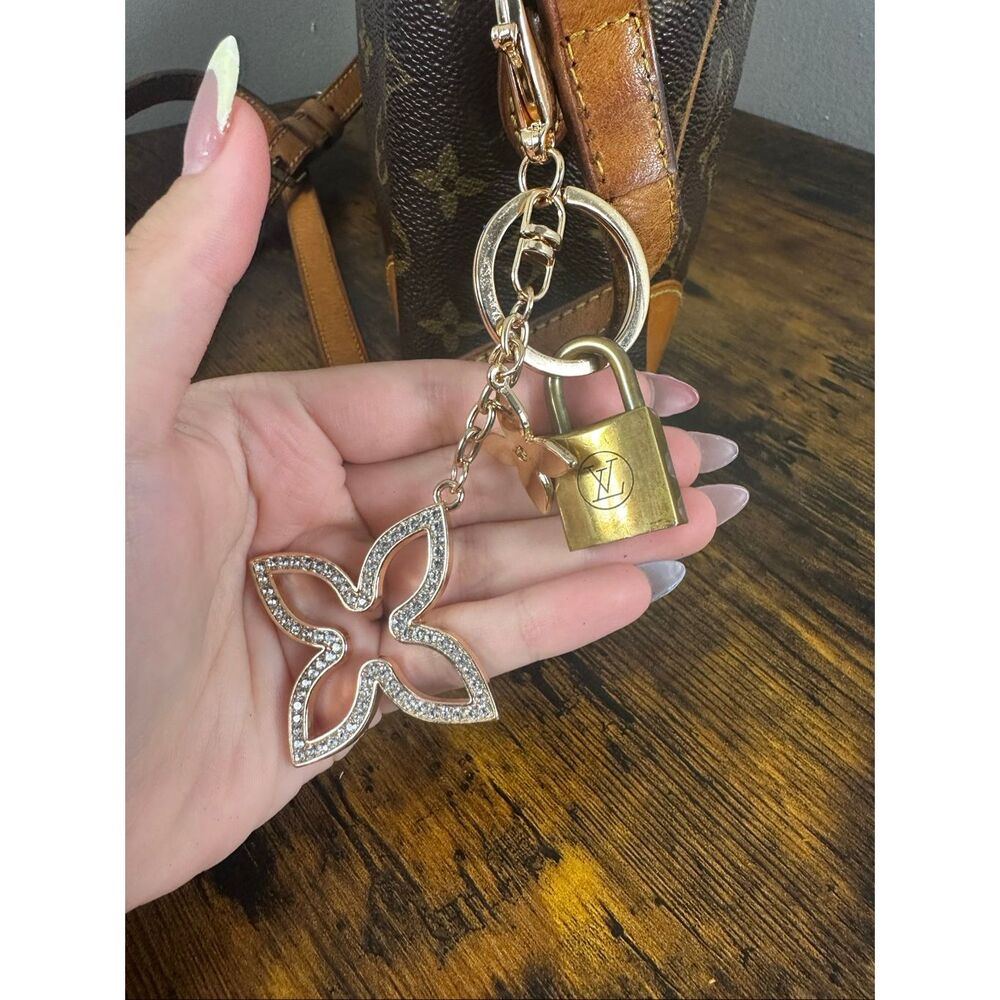 Louis Vuitton Vintage Monogram Bag Trocadero 27 Crossbody - Picture 8 of 16